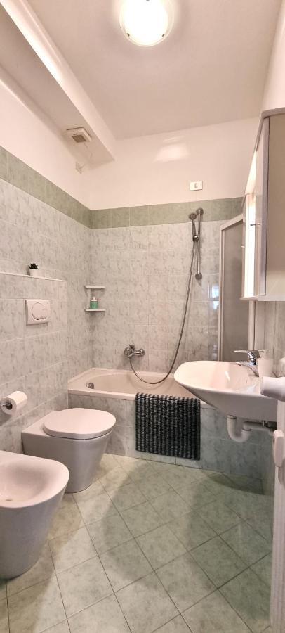 Guesthouse Tree Rooms Industrial Μπέργκαμο Εξωτερικό φωτογραφία
